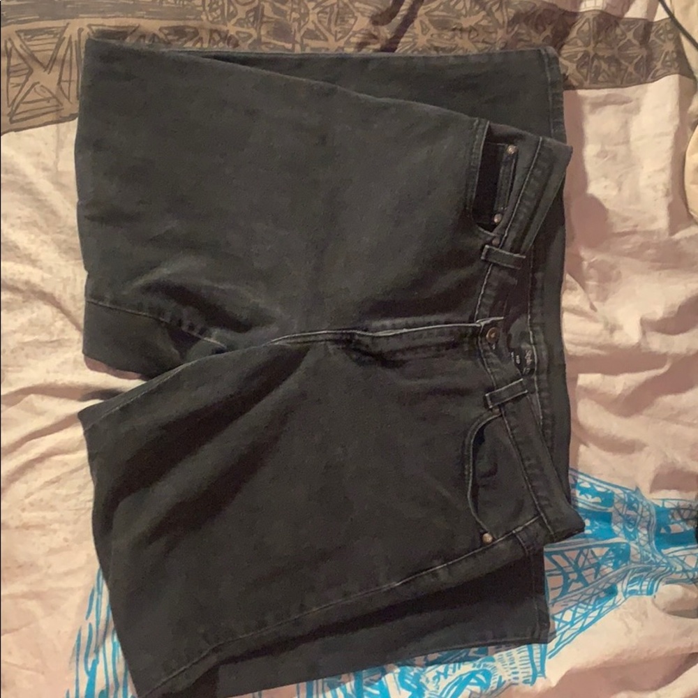 black mom jeans